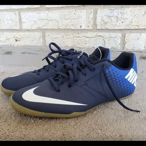Brand new mens Nike Indoor Soccer